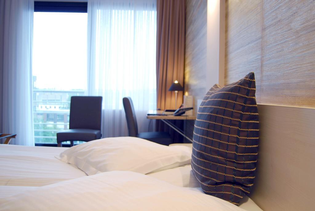 Hotel Melinda Остенде Экстерьер фото