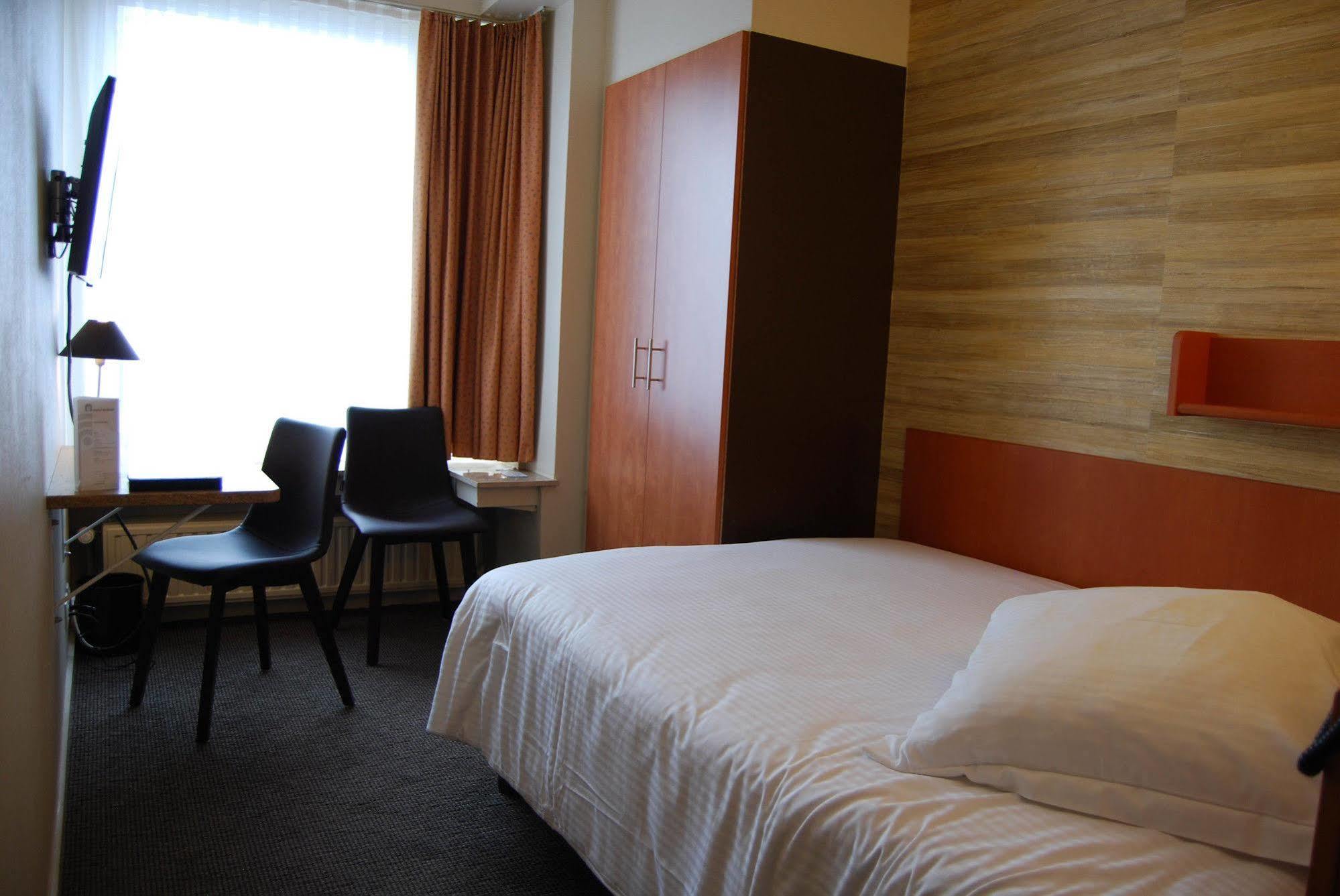 Hotel Melinda Остенде Экстерьер фото